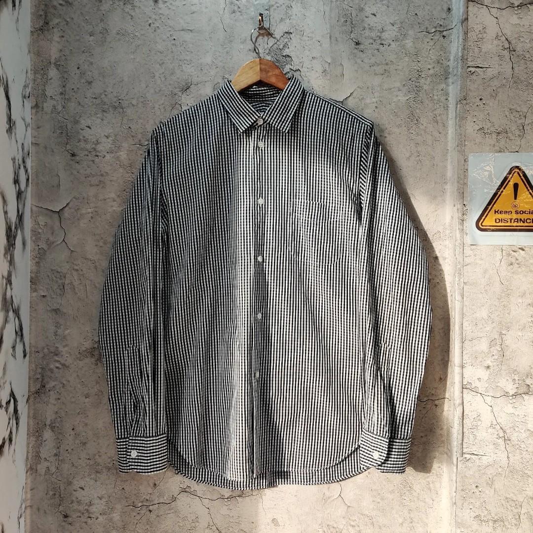 CDG COMME des GARÇONS Junya Watanabe Man (Category: Formal Shirts) located in Quezon City. Submitted by 110collectionsph (Listing ID 1175023794, Image 2). Description: NEW COLLECTION • COMME des GARÇONS EYE JUNYA WATANABE MAN • P2,000 • NO ISSUE • EXCELLENT CONDITION • 9.8/10 COLOR RATE AND CONDITION LENGTH FRONT: 29.5 LENGTH BACK: 30.5 WIDTH: 21.5 CHEST 16.