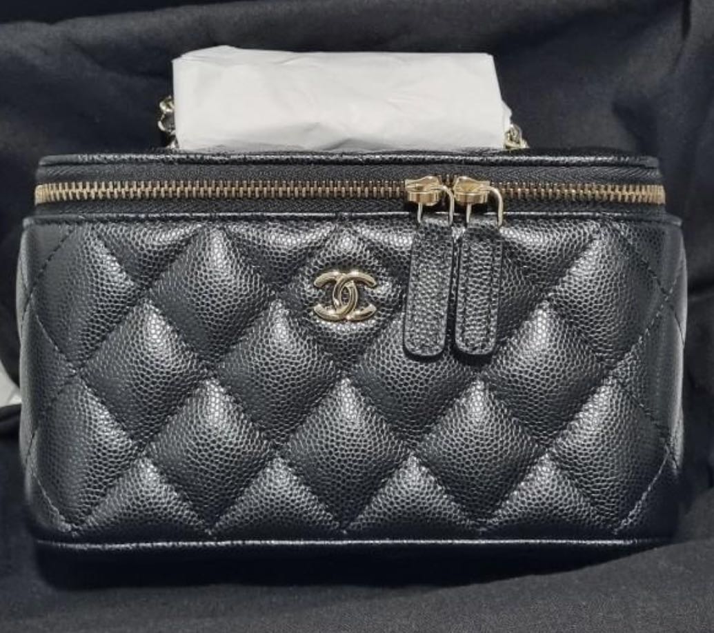 Chanel 22S Vanity (Caviar), Women's Fashion, Bags & Wallets, Cross-body ...