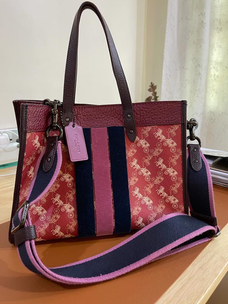 Coach field store tote varsity stripe