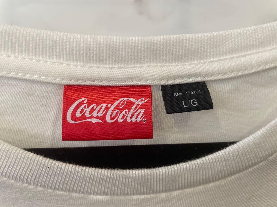 Coca cola long sleeves (Category: Hoodies) located in Quezon City. Submitted by EssentialsPh_ (Listing ID 1175011955, Image 2). Description: .