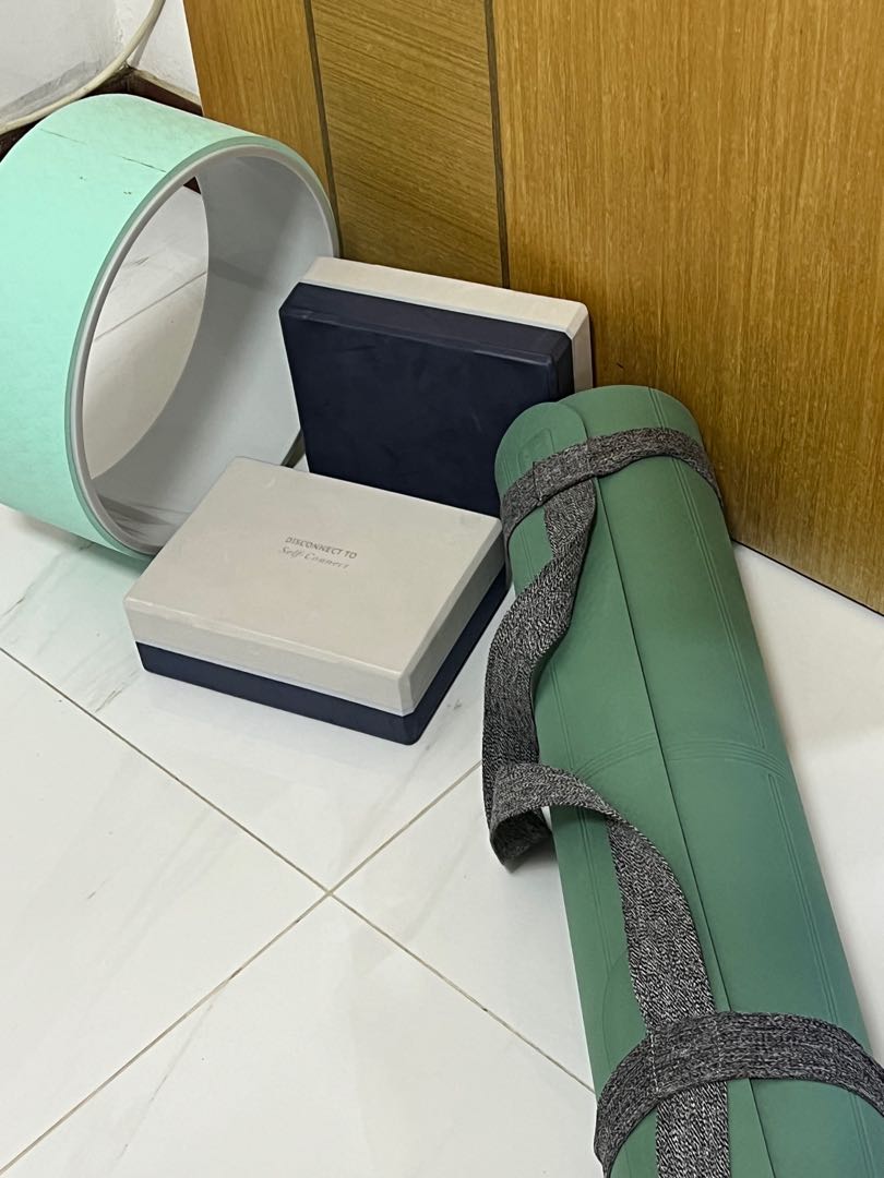 Decathlon Mat 71cm x 210cm, Decathlon Block, Shopee Yoga Wheel, Sports