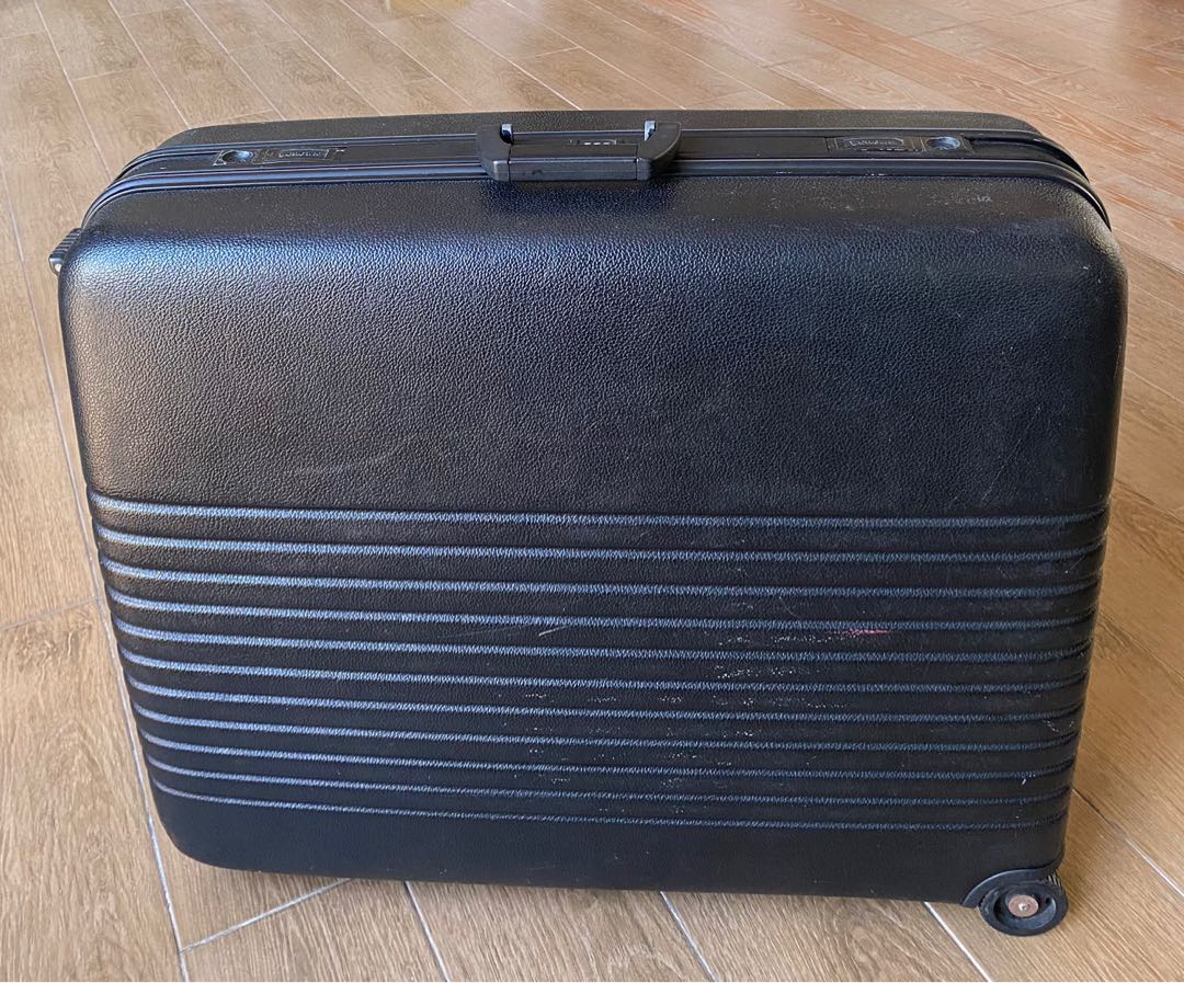 Extra large hard luggage, Hobbies & Toys, Travel, Luggage on Carousell