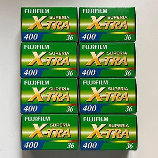 Fujifilm Superia X-tra 400 film roll