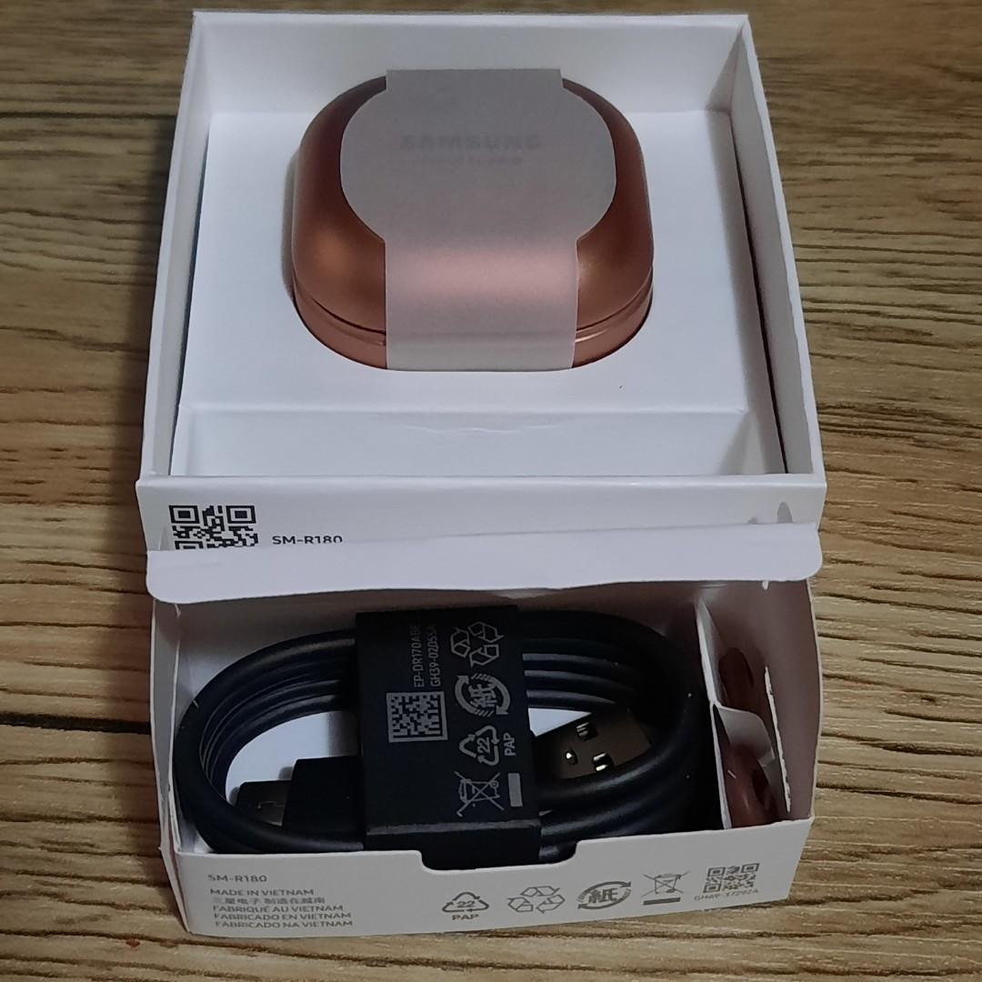 Galaxy Buds Live (Category: Earphones) located in Quezon City. Submitted by luxoticforless (Listing ID 1174978129, Image 3). Description: Brand new Samsung Buds Live. Authentic, bought from store No issues. Complete inclusion (see pics) Shipping c/o buyer within Metro Manila only.