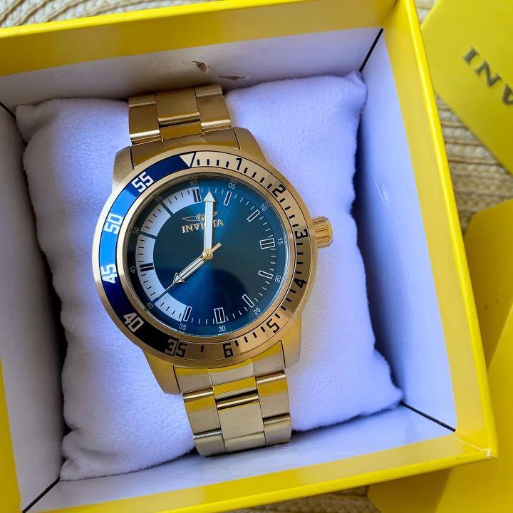 Invicta Pro Diver Collection PC21 Caliber Blue Dial Stainless