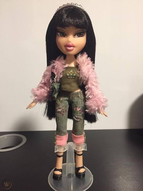 ISO:BRATZ PLZ READ THE DESC. (Category: Kids Toys) located in Taguig. Submitted by Jer227 (Listing ID 1175030480, Image 3). Description: ‼️READ‼️ - I’m looking for this dolls:> if ever u have one of them for sale DM me huhu… • SD Meygan FOUND🍀 🍀🍀🍀🍀🍀🍀🍀🍀🍀🍀🍀🍀🍀🍀🍀 Minsan lang ako mag ka Grail huhu trying my luck!!! .