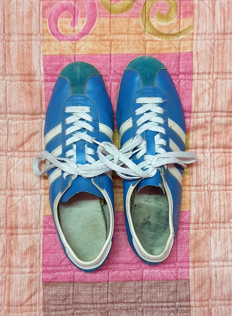 Kasut cheap adidas vintage