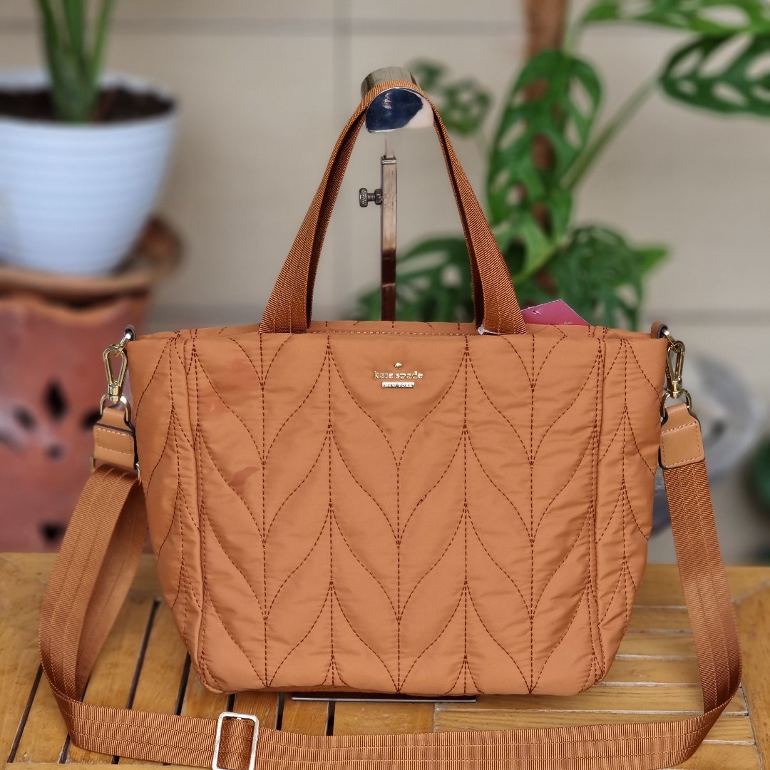 Kate spade Ellie Quilted Tote Bag - Tan, Women's Fashion, Bags & Wallets,  Cross-body Bags on Carousell