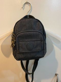 (Category: ) located in . Submitted by jgopreloved (Listing ID 1174949599, Image 1). Description: .