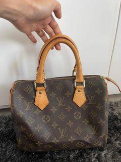 Louis Vuitton Ultra Rare Monogram Marais Kisslock Pouch French