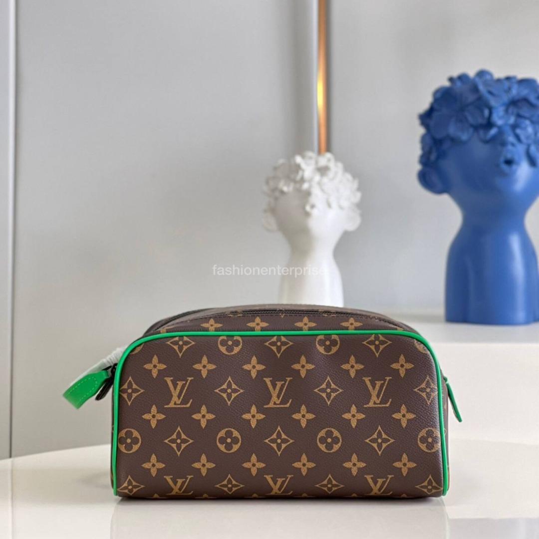 Louis Vuitton Dopp Kit Toilet Pouch Monogram