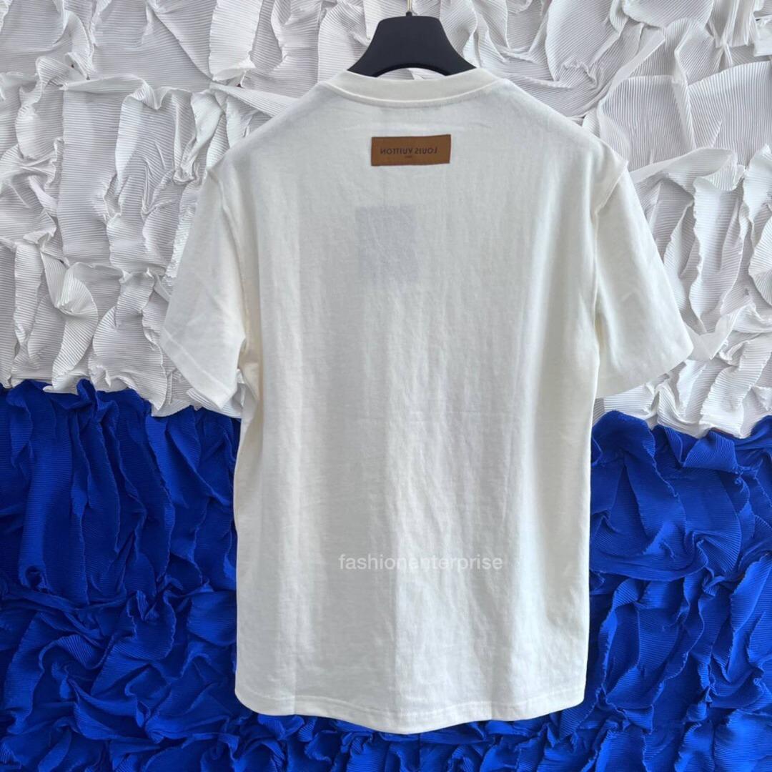 LV Flower Tapestry Print T-Shirt | L for Sale in Columbus, OH - OfferUp