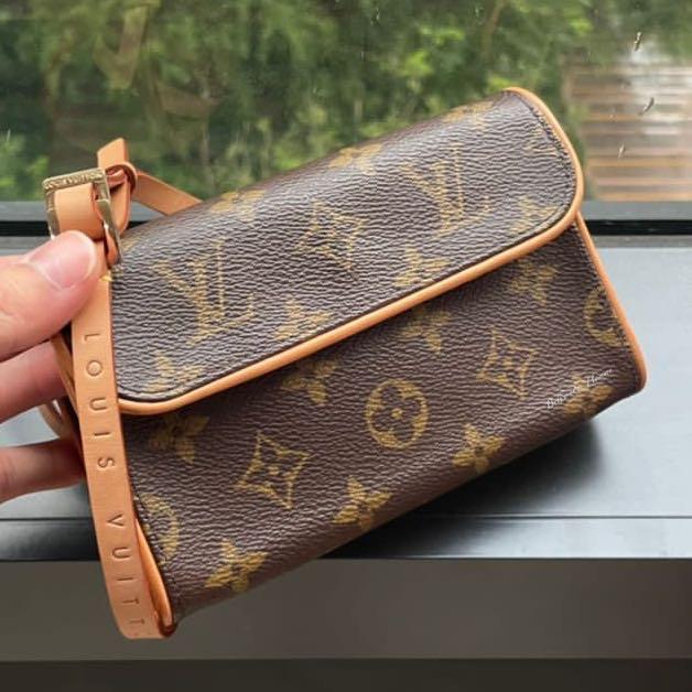 LV Pouch Bag Waist Bag, Luxury, Bags & Wallets on Carousell