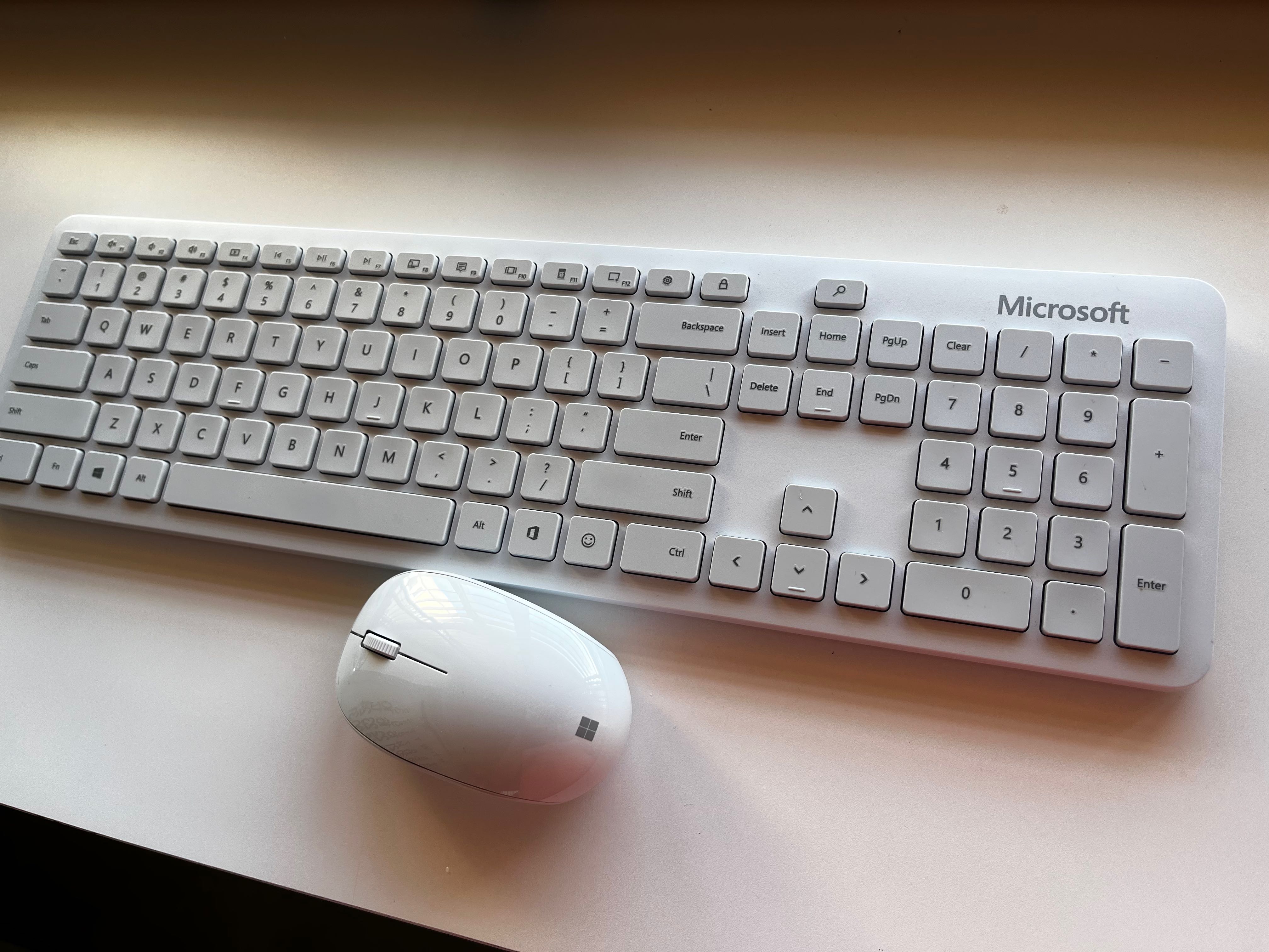 Microsoft Bluetooth keyboard and mouse, Computers & Tech, Parts