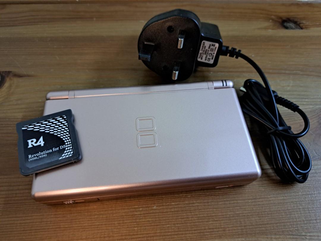 Nds Lite Set 香檳粉紅色 Ndsl R4 火牛 電子遊戲 電子遊戲機 Nintendo 任天堂 Carousell