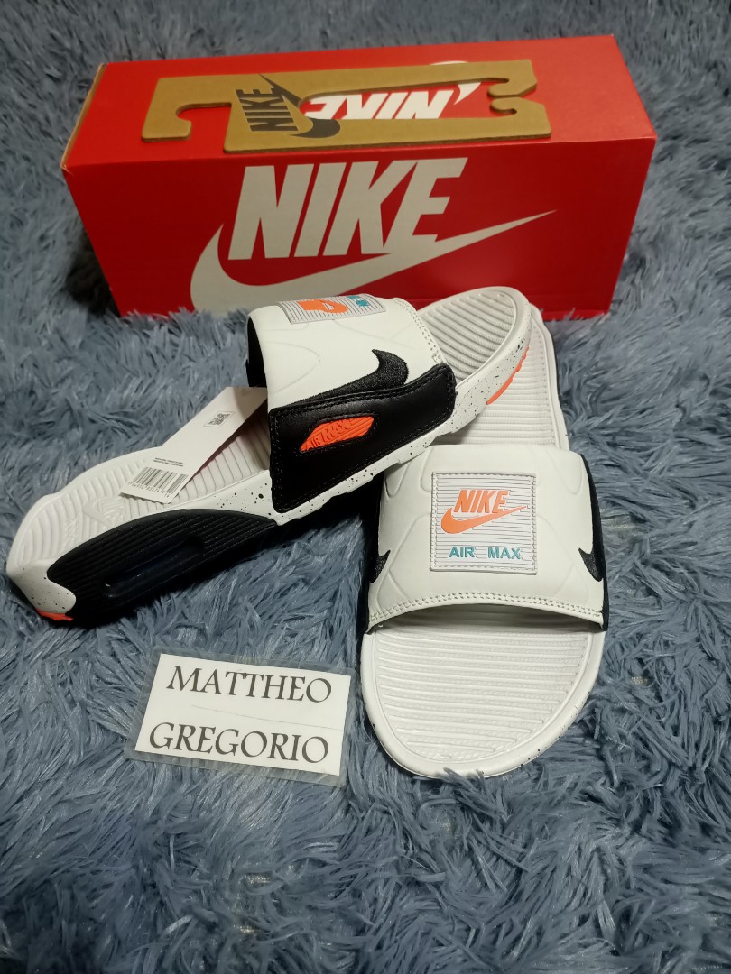 Nike 90s deals sliders