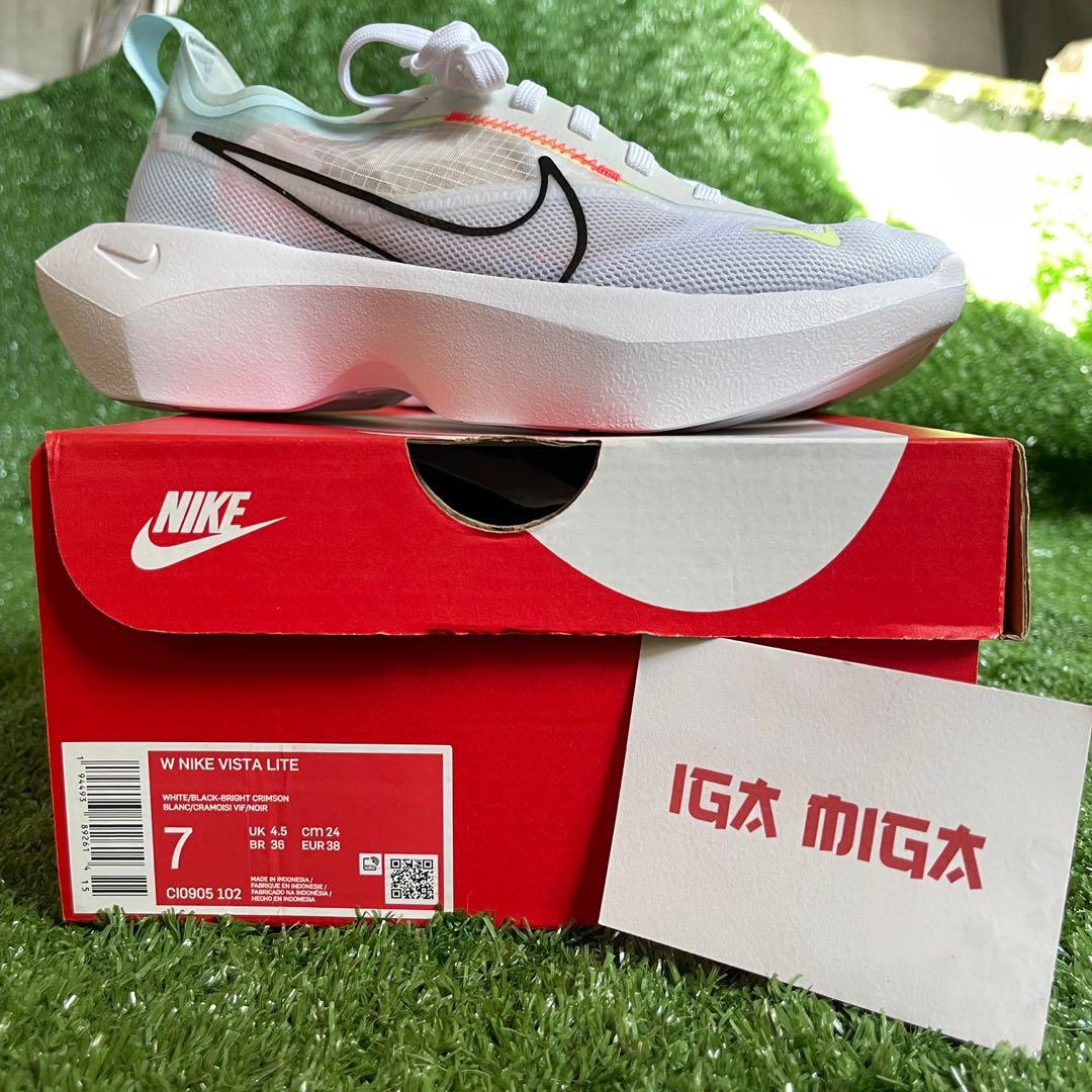 NIKE Vista Lite (Category: Sneakers) located in San Juan City. Submitted by vogueconsignmentph (Listing ID 1120114016, Image 3). Description: 💯 Original from Japan Nike Outlet ON HAND and ready to ship! Color: White/Bright Crimson/Barely Volt/Black.