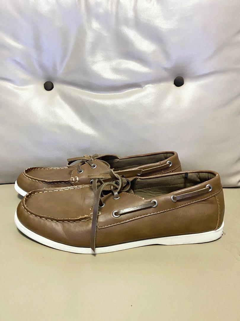 Old Navy Faux-Leather Boat Shoes Size 10 From 5,200, Men'S Fashion, Footwear,  Casual Shoes On Carousell