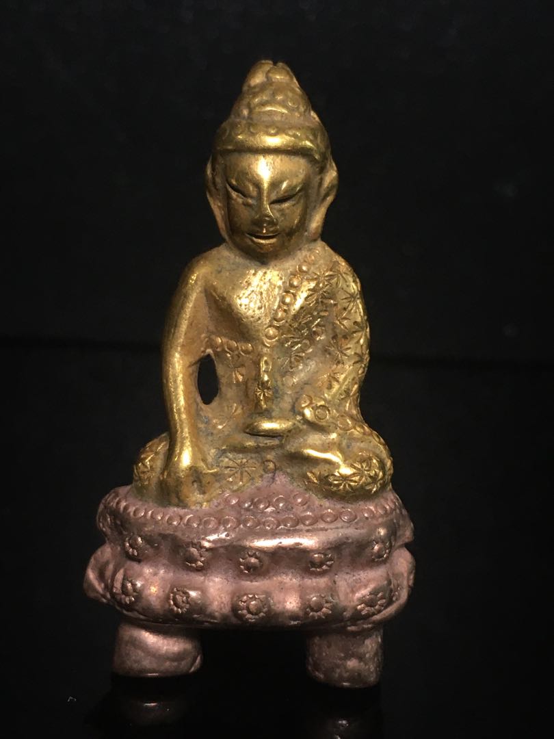 Phra Kring, Hobbies & Toys, Memorabilia & Collectibles, Religious Items ...