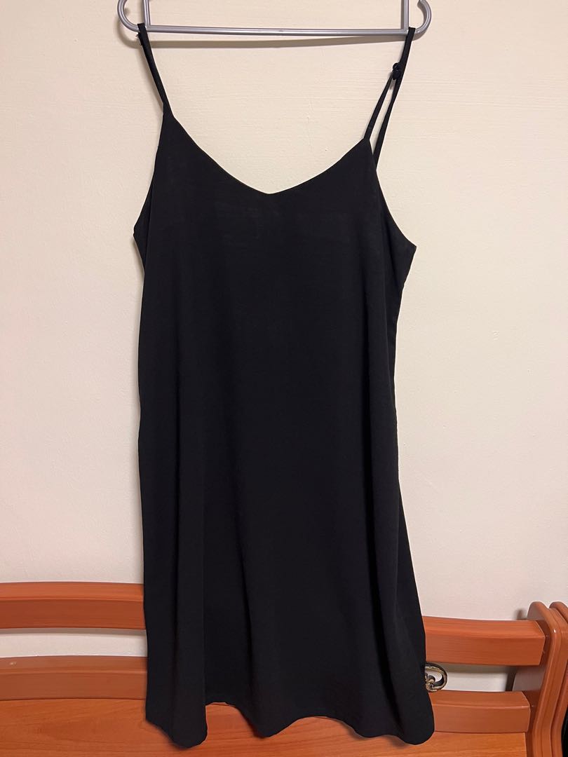 Pomelo Black Dress, Women's Fashion, Dresses & Sets, Dresses on Carousell