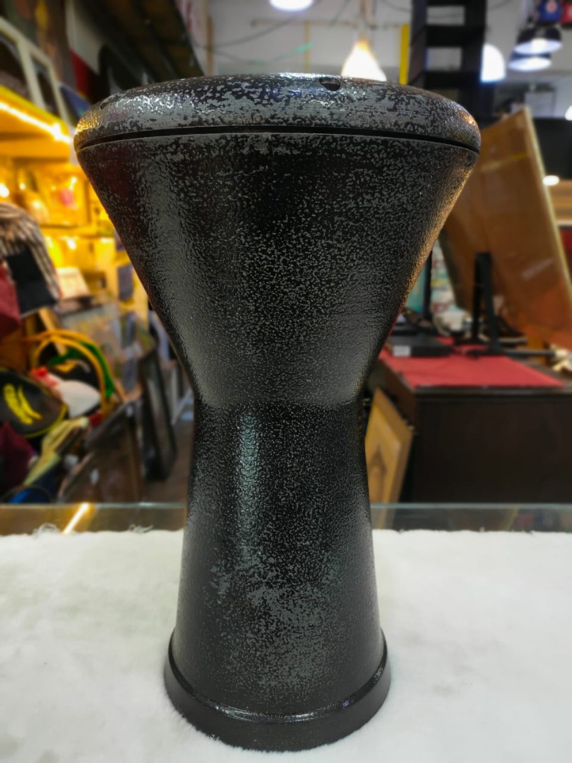 Power beat darbuka, Hobbies & Toys, Music & Media, Musical Instruments