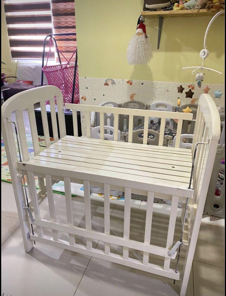 Preloved crib best sale for sale