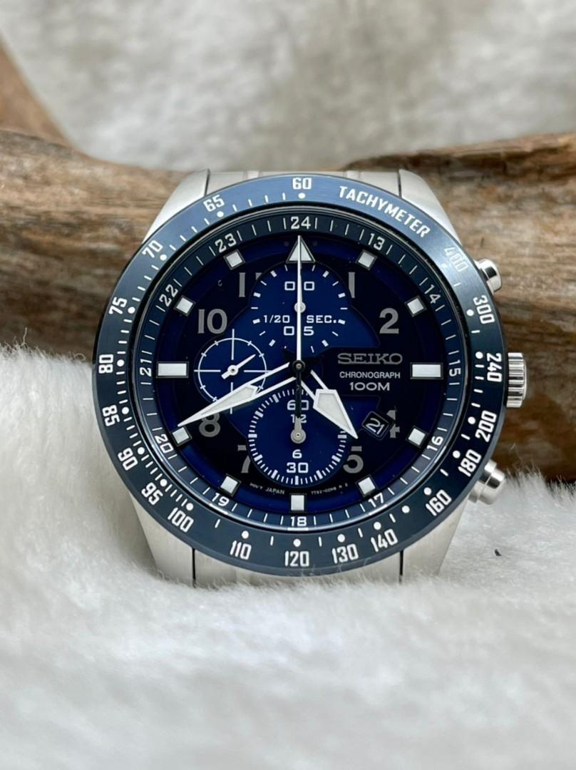 Preloved SEIKO SNDH39P1 Men s Chronograph SSB Quartz Blue Dial Watch 45mm Stainless Steel Case 100m Water Resistant Sapphire Crystal Guarantee 100
