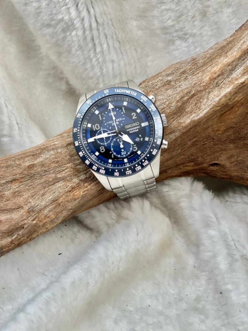 Preloved SEIKO SNDH39P1 Men s Chronograph SSB Quartz Blue Dial Watch 45mm Stainless Steel Case 100m Water Resistant Sapphire Crystal Guarantee 100