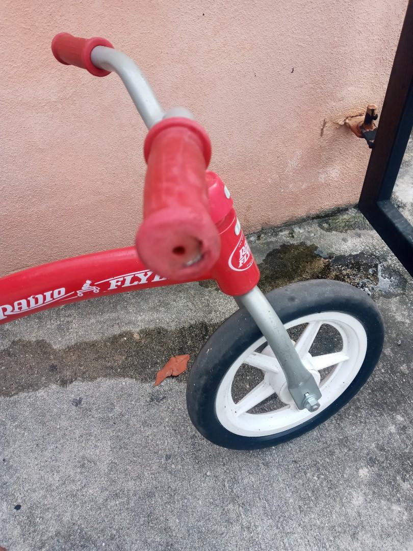 RADIO FLYER PUSH BIKE, Sports Equipment, Sports & Games, Skates