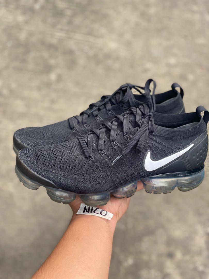 Black vapormax with orange tick outlet