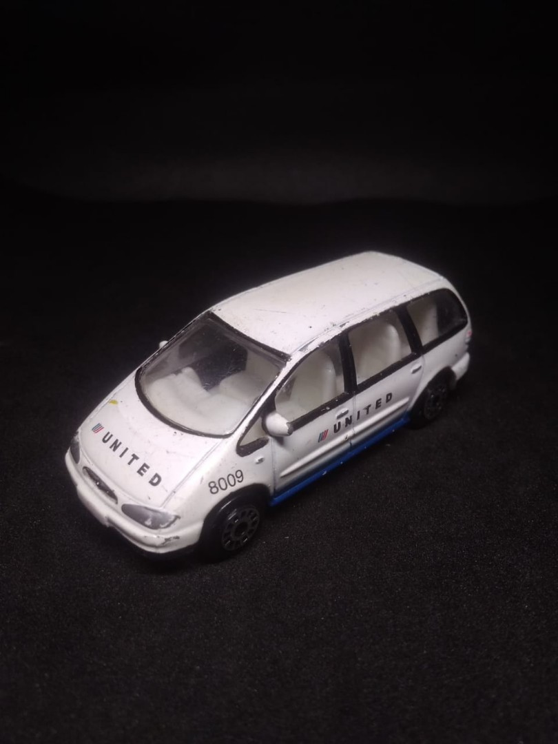 Realtoy Ford Galaxy, Toys & Collectibles, Mainan di Carousell