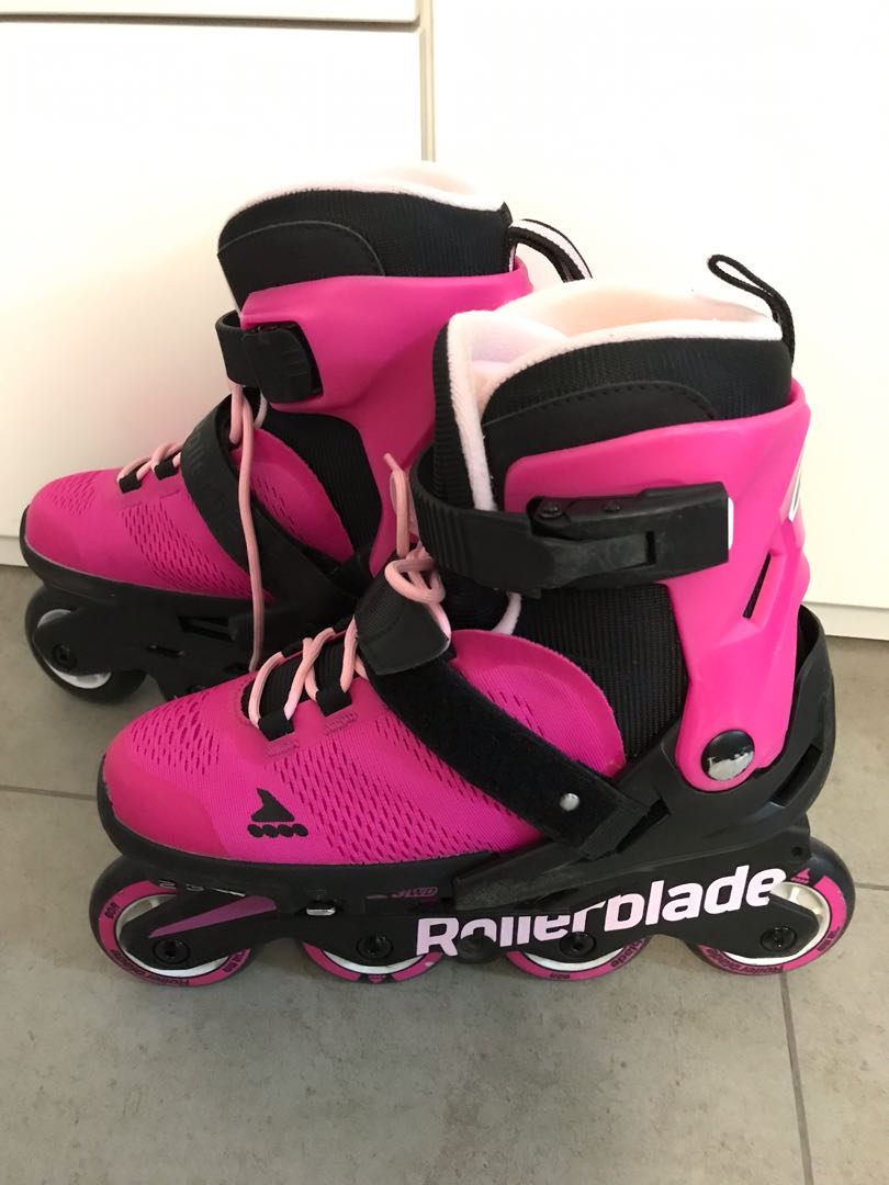 限定特価 Rollerblade Microblade Girl's Adjustable Fitness Inline Skate