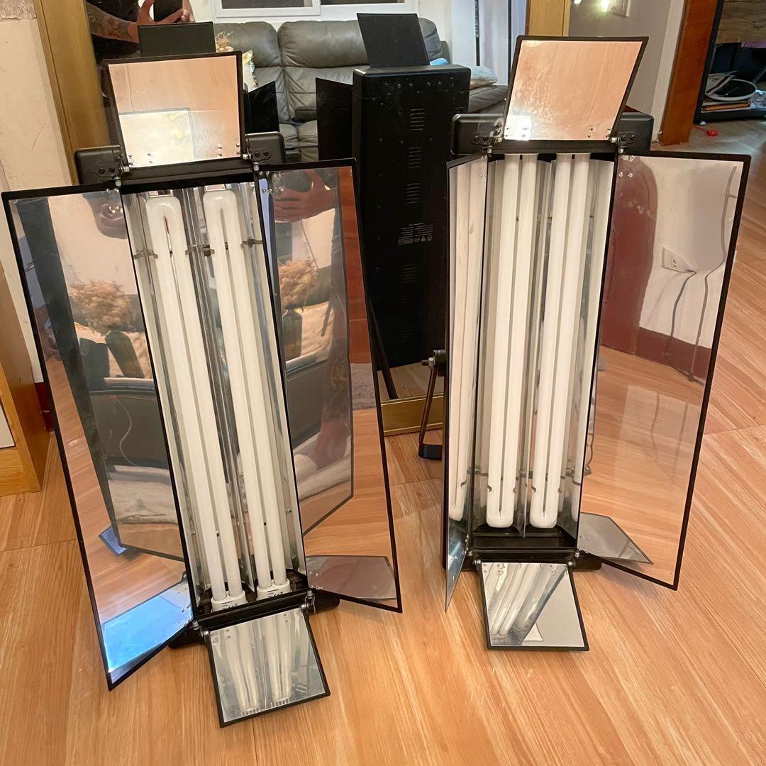 Studio Lights (Category: Lighting & Studio Equipment) located in Makati City. Submitted by declutteriiiiiing (Listing ID 1175028890, Image 1). Description: Almost 3yrs di nagamit. Still working 101% Not selling it individually. Price is nego. Decluttering..
