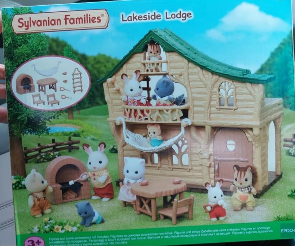 Sylvanian Families Lakeside Lodge