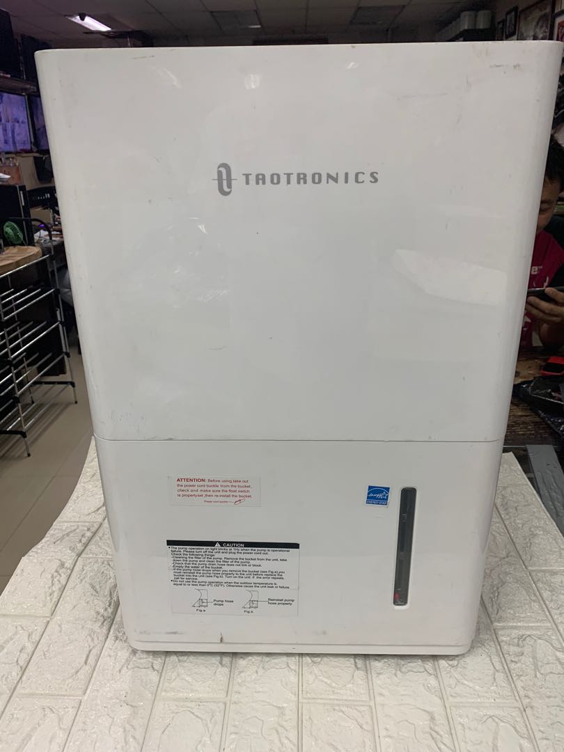 Taotronics Dehumidifier Big Unit, TV & Home Appliances, Air Purifiers