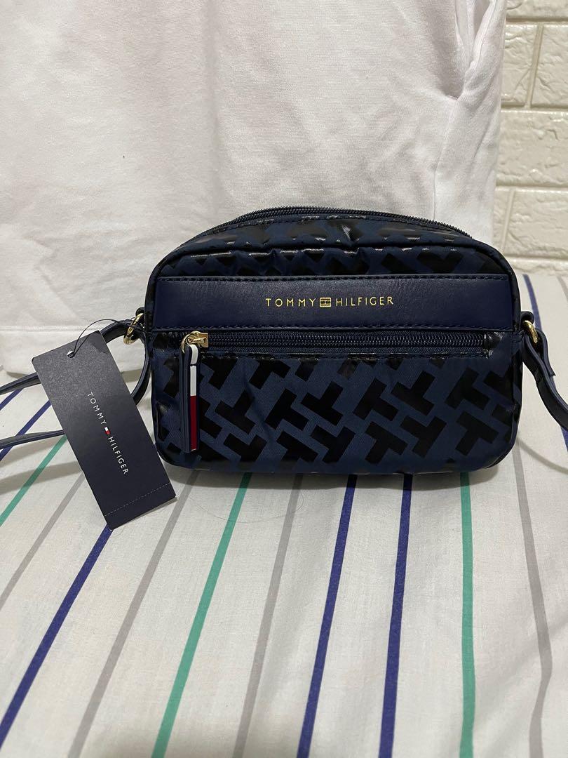 Tommy Hilfiger Nylon sling bag, Women's Fashion, Bags & Wallets, Cross