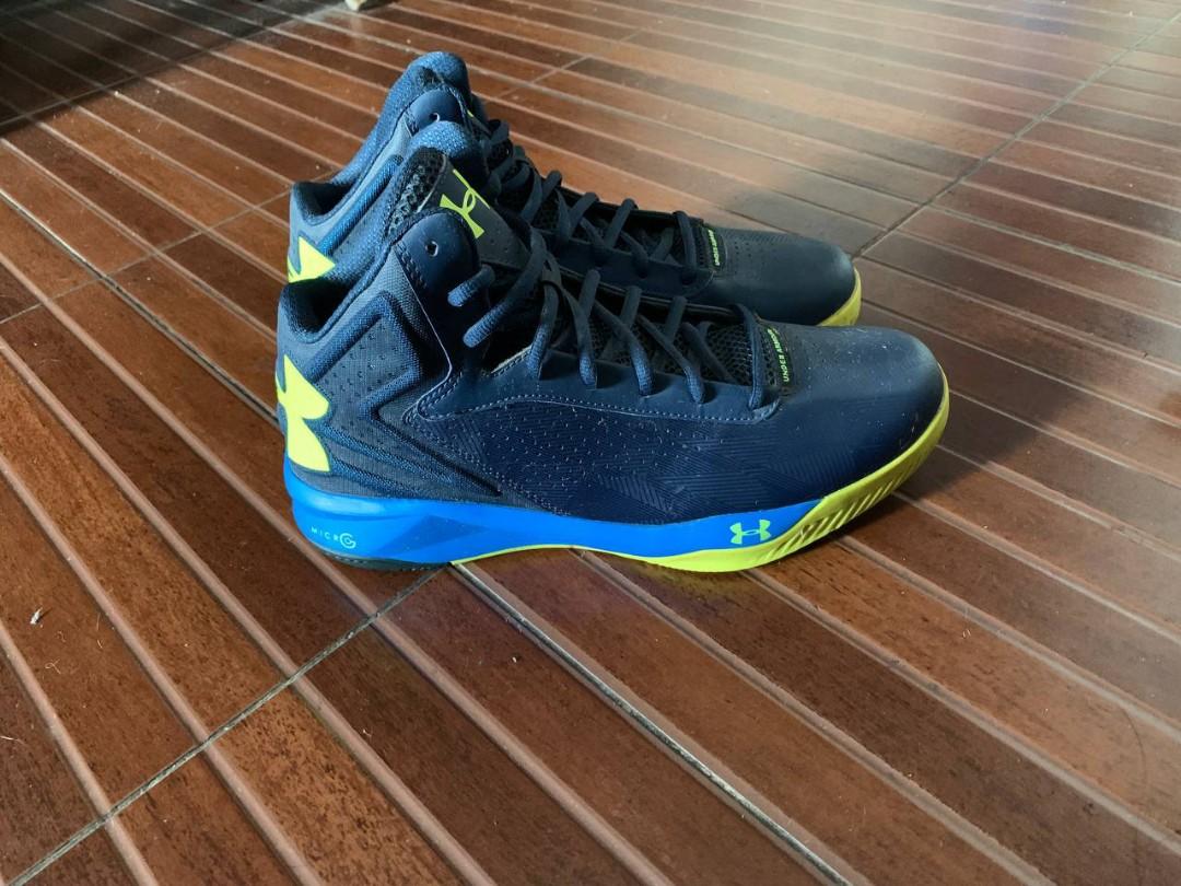 Under armour torch 4 top