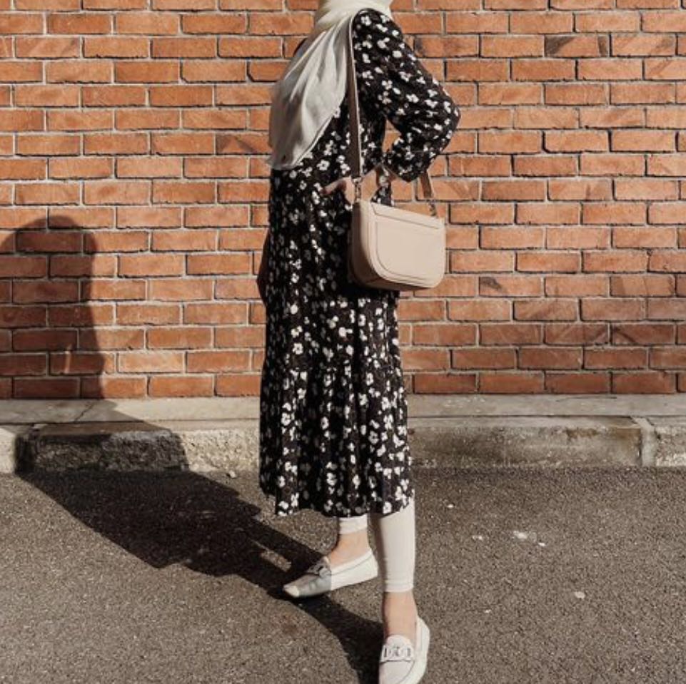 Uniqlo polka dot dress M Size Women s Fashion Dresses Sets
