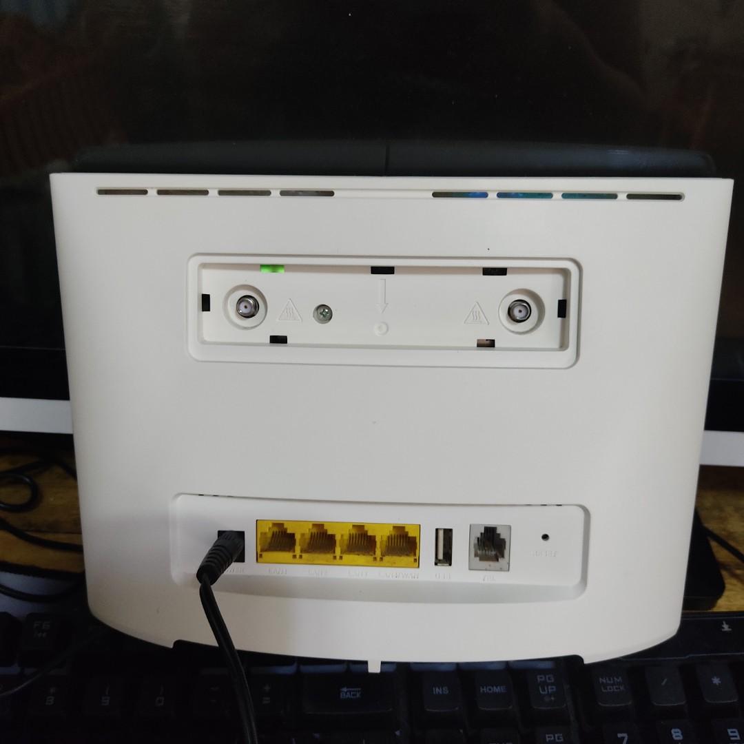 White mamba openline Huawei B525S-65A (Category: Other Gadgets) located in Bayombong. Submitted by heykrph (Listing ID 1175092097, Image 2). Description: openline modem full admin access no issue, like new no box inclusion lan cable and Adapter.