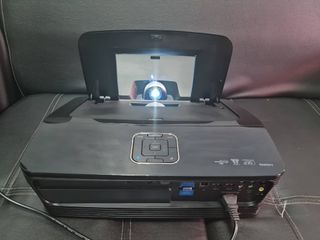 Acer U5200 projector Ultra Short Throw XGA bright display heavy duty
