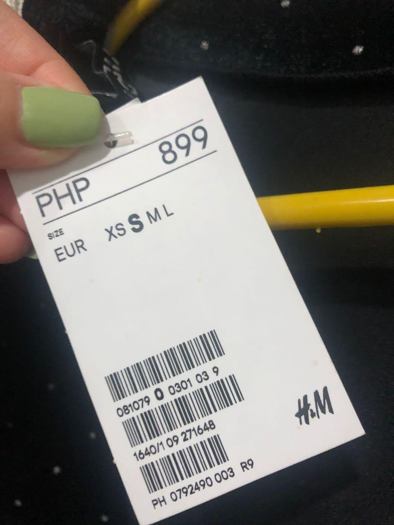 Black H&M Bodysuit (Category: Others Tops) located in Cabanatuan. Submitted by _beanieee (Listing ID 1175250901, Image 3). Description: 💗 black h&m bodysuit with silver detail 💗 still has a price tag .