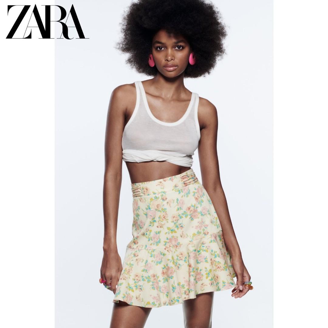 Floral mini flare skirt top