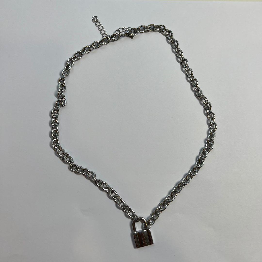 Brandy melville sales lock chain