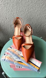 (Category: ) located in . Submitted by arianaca (Listing ID 1175245585, Image 1). Description: .