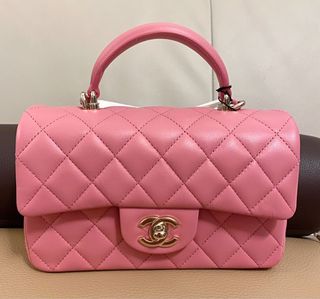 (Category: ) located in . Submitted by LovePrettyBags (Listing ID 1173596526, Image 1). Description: .