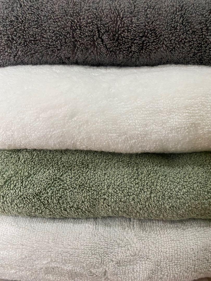 Charisma Bath Towel (Category: Bath) located in Mandaluyong City. Submitted by labella.craze (Listing ID 1175142749, Image 2). Description: New arrival from our USA to PH Pasabuy 🇺🇸🇵🇭💯 Charisma 100% Hygrocotton ✅ Gray ✅ White❌SOLD OUT❌ ✅ Light Green ❌SOLD OUT❌ ✅ Silver Stock/s: 1 each 30 in x 58 in MOP: Bank transfer to Union Bank or GCash .
