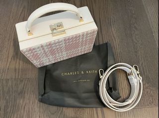 （分類：）位於 。 由 cheriecherry07 提交（商品編號 1175184004，圖片 1）。簡介： 。
