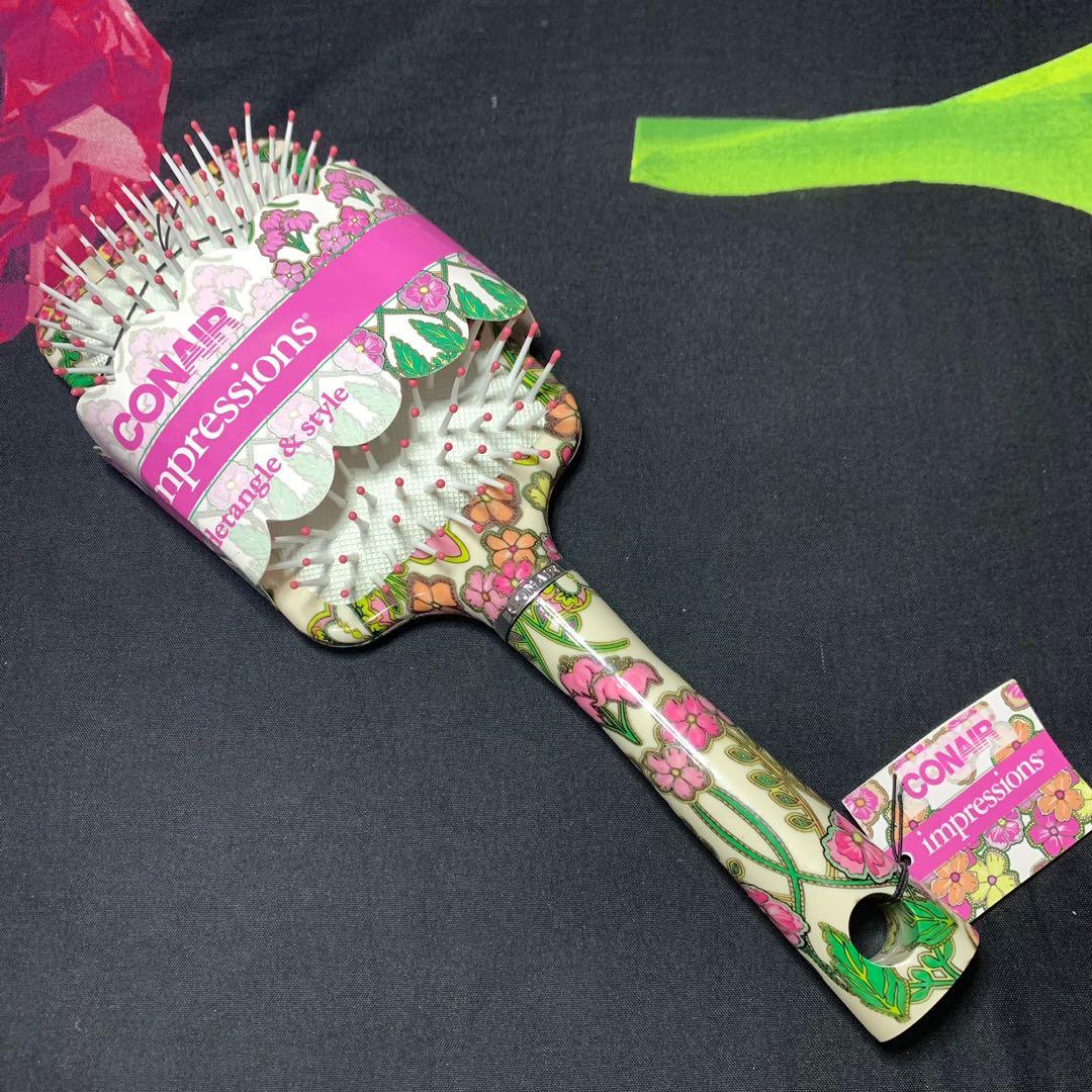 CONAIR Impressions Hairbrush, Beauty & Personal Care, Hair on Carousell