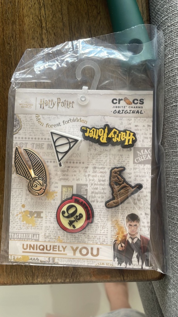 Crocs harry potter charms best sale