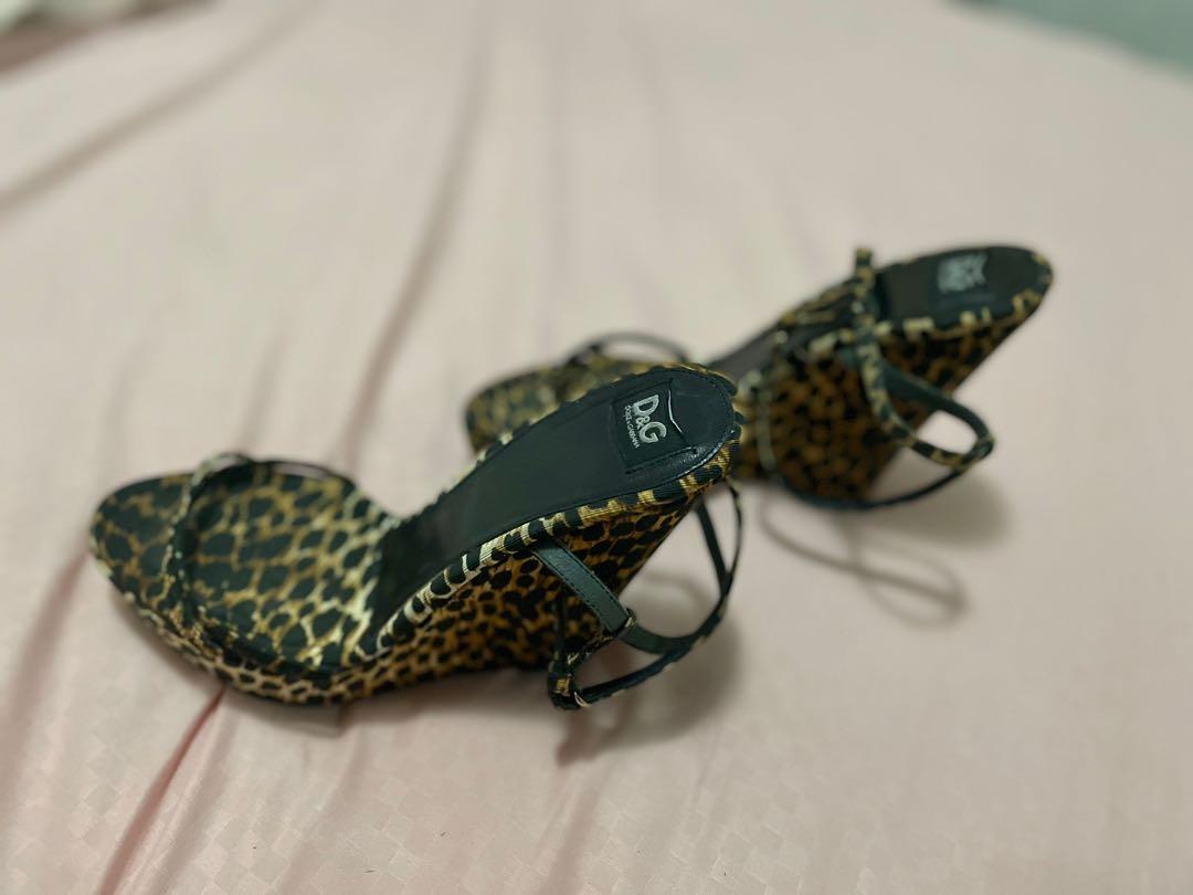 D and cheap g sandals